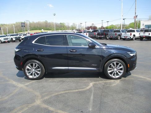 Used 2021 Buick Envision Avenir w/ Technology Package II image 5