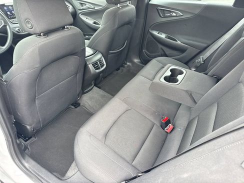 Used 2024 Chevrolet Malibu LT FWD image 20