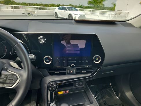 Certified 2025 Lexus NX 350 AWD w/ Premium Package image 17
