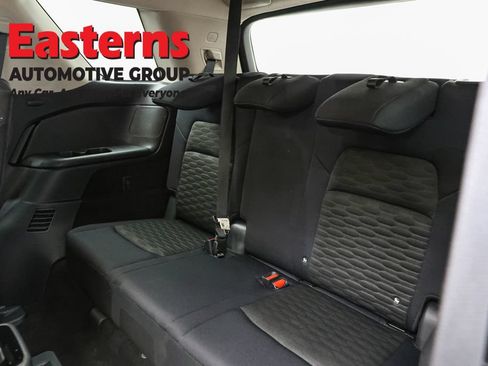 Used 2023 Nissan Pathfinder SV w/ SV Premium Package AWD/4WD image 27