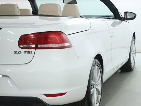Used 2016 Volkswagen Eos Komfort image 10