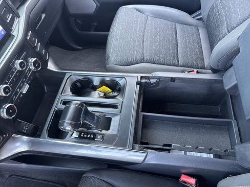 Certified 2022 Ford F150 XLT w/ Equipment Group 302A High image 48