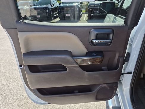 Used 2017 Chevrolet Silverado 1500 LT w/ Texas Edition RWD image 36