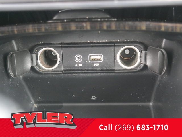 Used 2020 Kia Sorento EX AWD/4WD image 32
