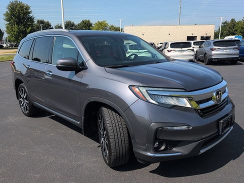 Used 2021 Honda Pilot Touring image 7