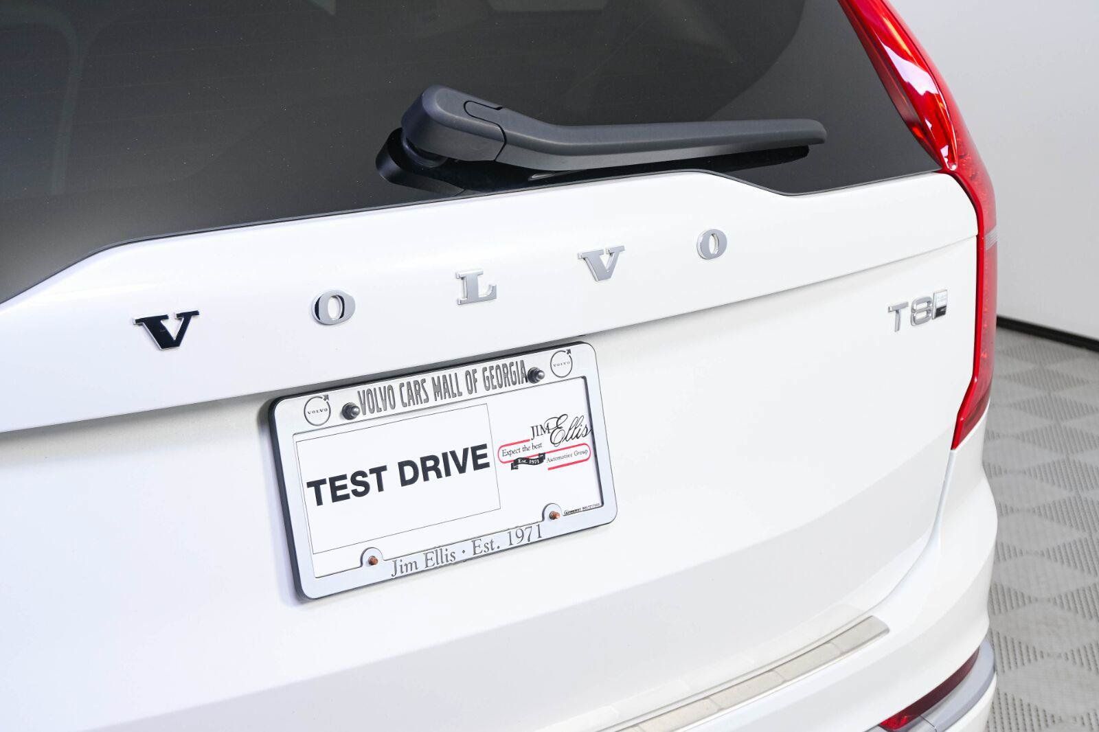 Certified 2025 Volvo XC90 T8 Ultra w/ Protection Package Premier AWD/4WD image 39