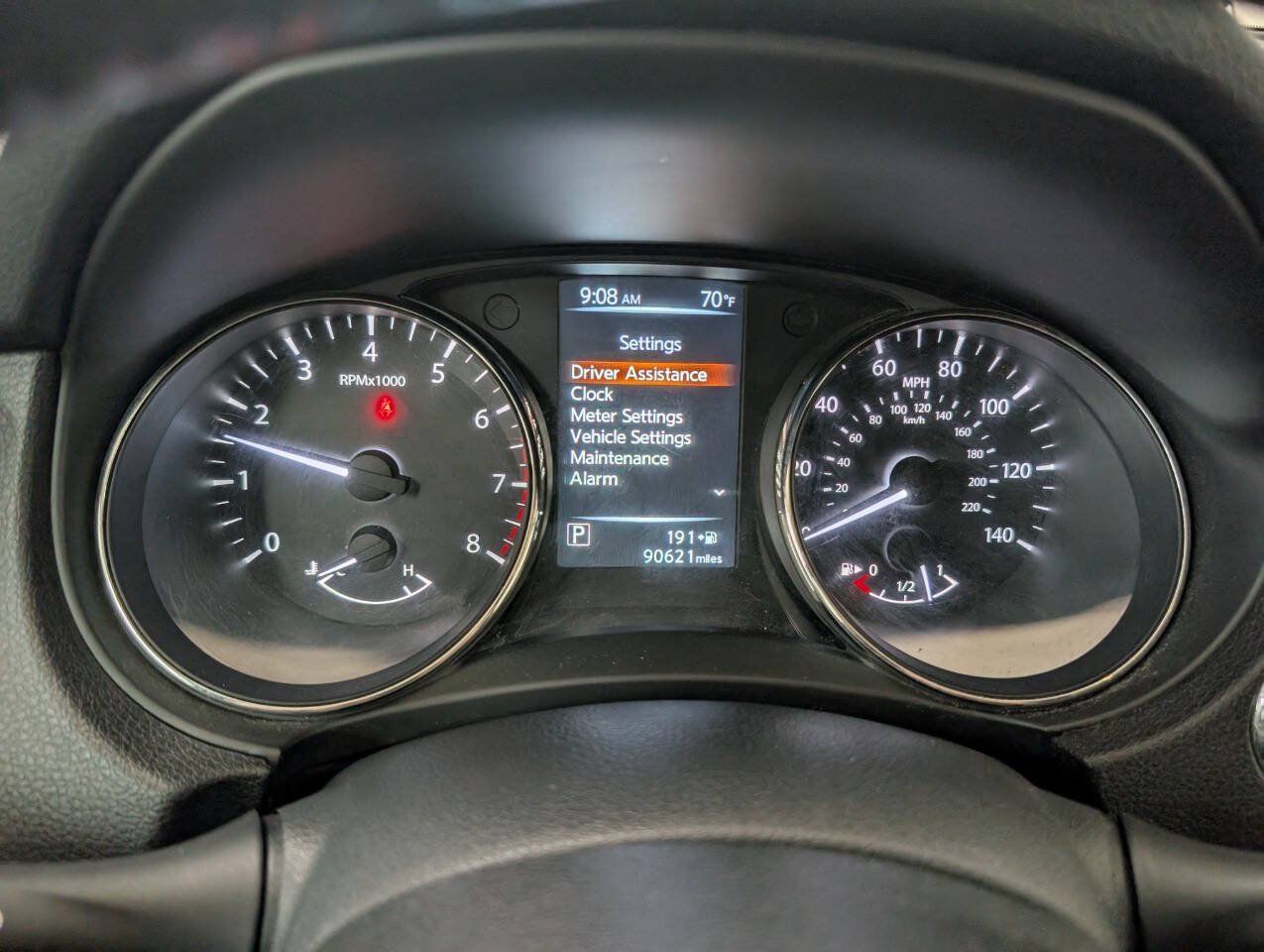 Used 2017 Nissan Rogue AWD image 9