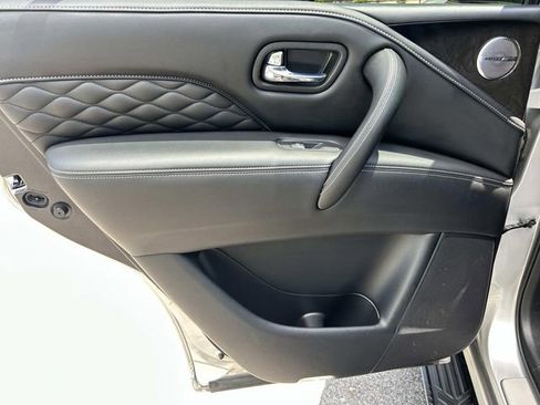 Used 2023 INFINITI QX80 Sensory w/ Cargo Package RWD image 24
