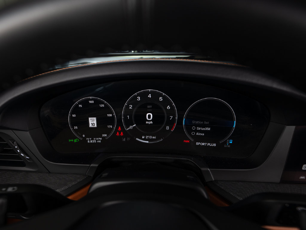 Used 2026 Porsche 911 Carrera RWD image 34