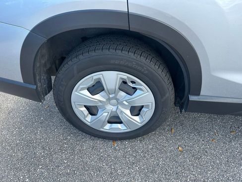 Used 2019 Subaru Forester AWD/4WD image 5