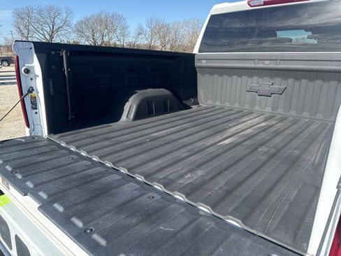 Used 2023 Chevrolet Silverado 1500 LT Trail Boss w/ Protection Package image 15