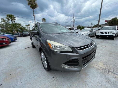 Used 2014 Ford Escape Titanium AWD/4WD image 2