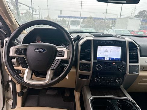 Used 2020 Ford F250 Lariat w/ Lariat Value Package image 19