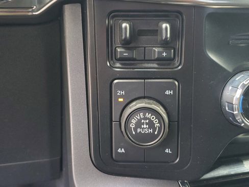Used 2023 Ford F150 Lariat w/ Trailer Tow Package AWD/4WD image 12