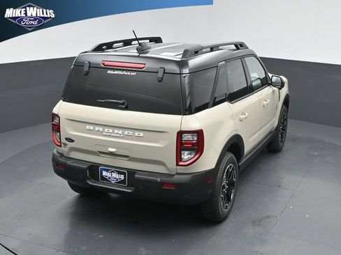 Used 2025 Ford Bronco Sport Outer Banks w/ Outer Banks Tech Package+ AWD/4WD image 15