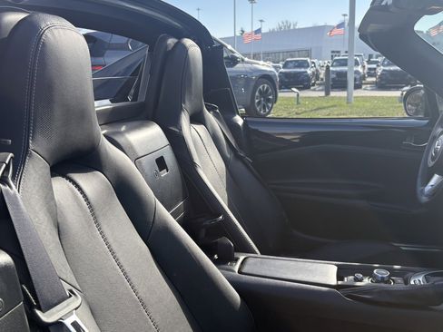 Used 2023 MAZDA MX-5 Miata Grand Touring image 31