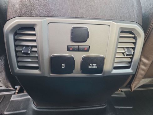Used 2018 Ford F150 King Ranch w/ Equipment Group 601A Luxury AWD/4WD image 22