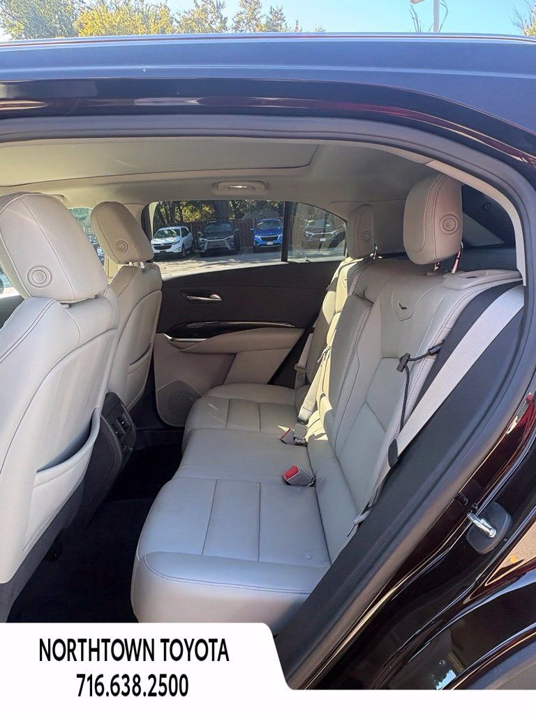 Used 2021 Cadillac XT4 Premium Luxury w/ Cold Weather Package AWD/4WD image 14