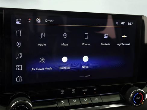 Used 2024 Chevrolet Colorado Trail Boss image 40