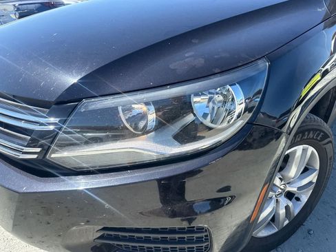 Used 2012 Volkswagen Tiguan S FWD image 9