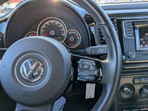 Used 2019 Volkswagen Beetle 2.0T S image 18