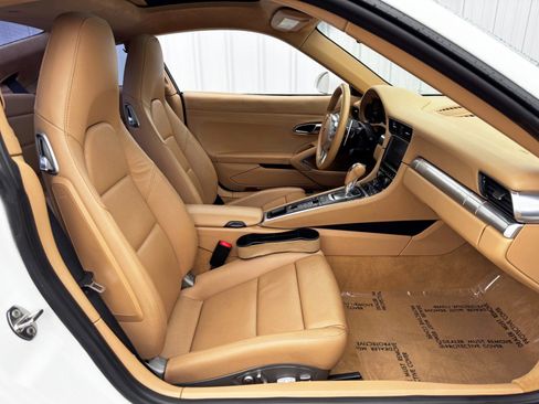 Used 2015 Porsche 911 Carrera 4 image 15