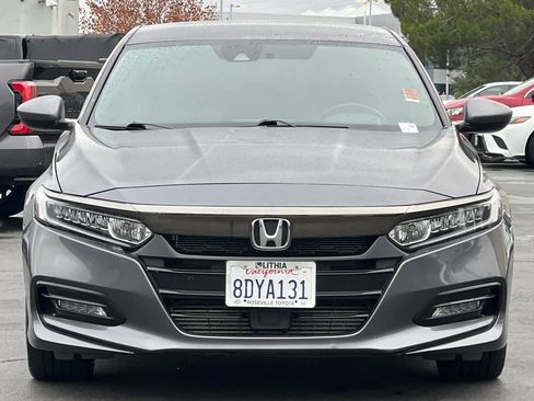 Used 2018 Honda Accord Sport image 10