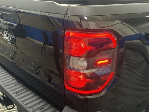 New 2025 Ford Maverick Lariat w/ Black Appearance Package image 42