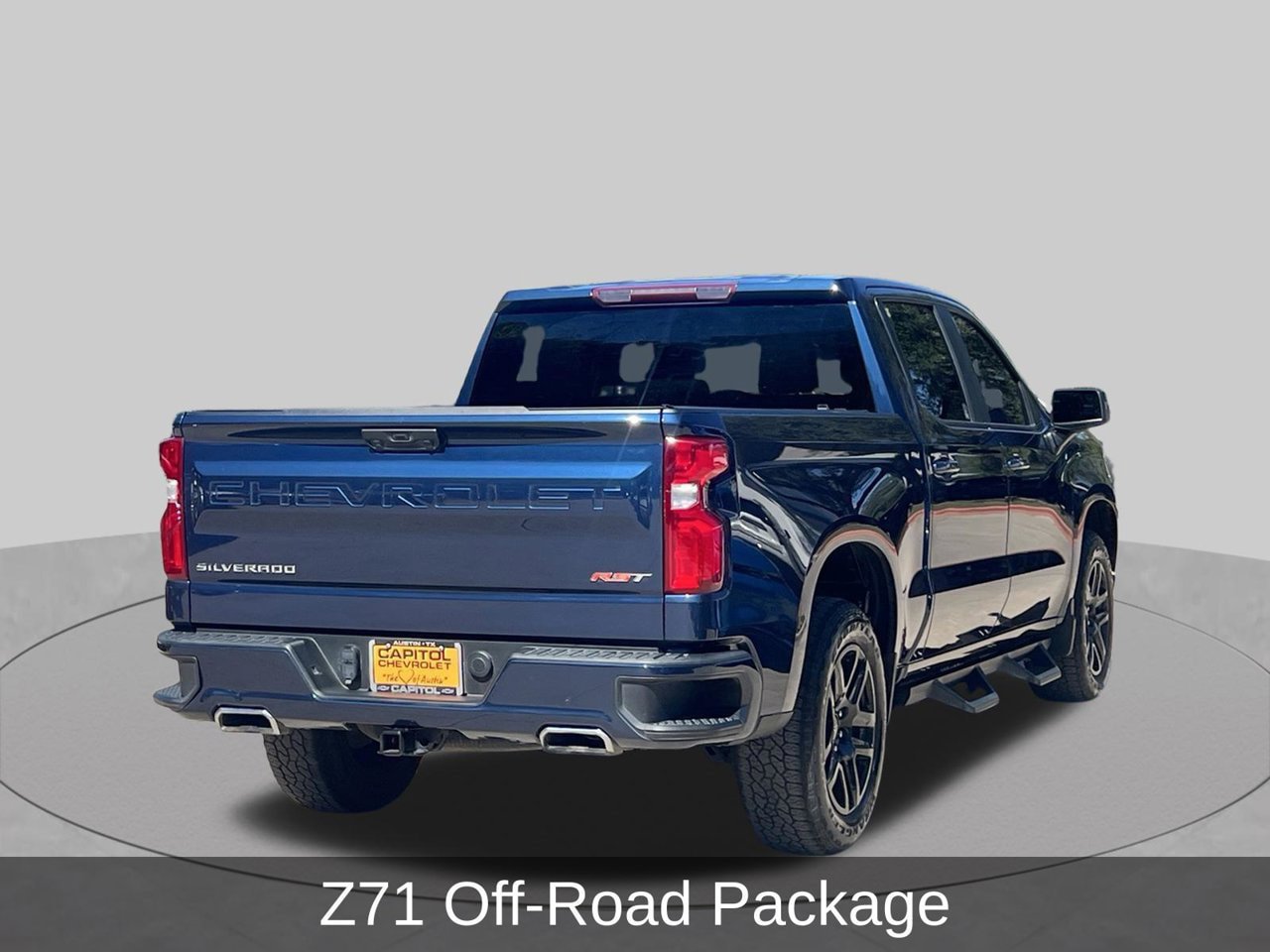 Used 2023 Chevrolet Silverado 1500 RST w/ Z71 Off-Road Package AWD/4WD image 5