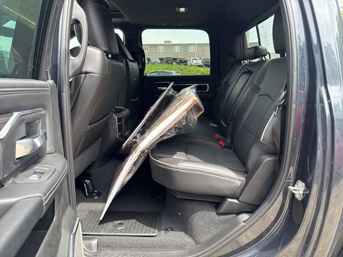 New 2026 RAM 2500 Laramie AWD/4WD image 21