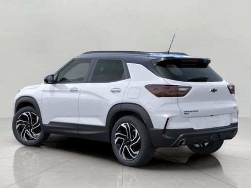 New 2026 Chevrolet TrailBlazer RS w/ Convenience Package AWD/4WD image 3