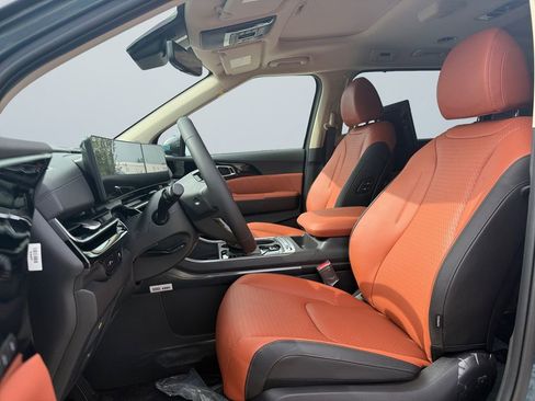 New 2026 Kia Carnival SX Prestige image 9