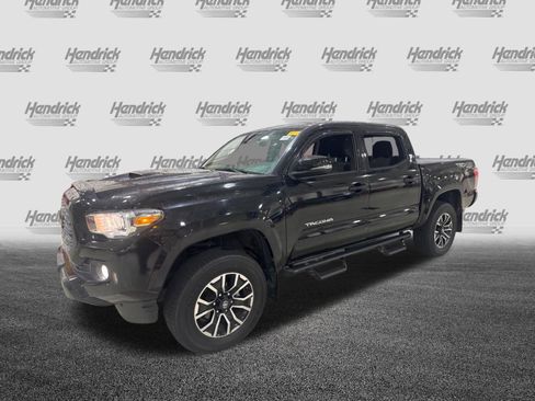 Used 2021 Toyota Tacoma TRD Sport AWD/4WD image 3