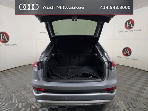 Used 2023 Audi Q4 e-tron Premium Plus w/ Premium Plus AWD/4WD image 9