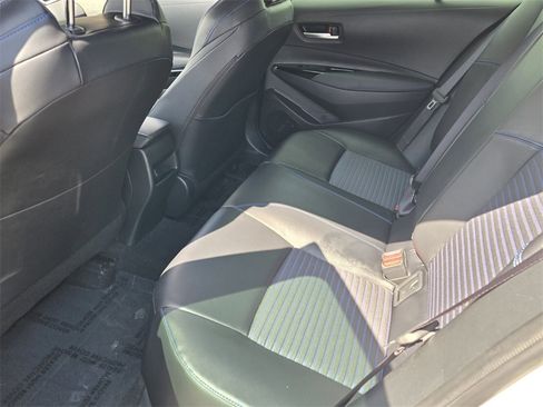 Used 2020 Toyota Corolla XSE image 11