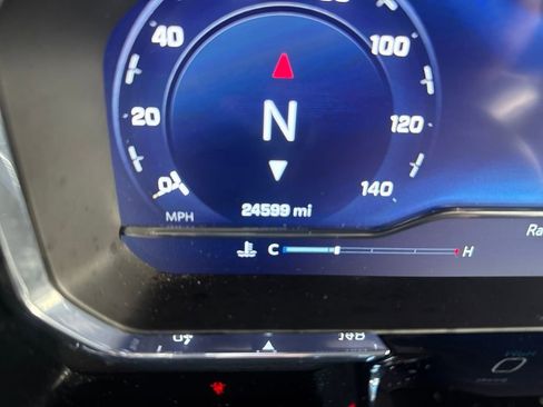 Used 2023 Chevrolet Silverado 1500 LT image 16