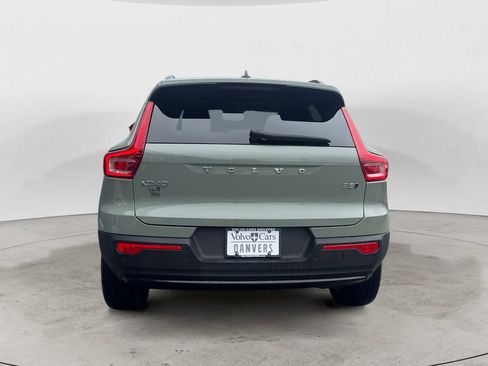 Certified 2023 Volvo XC40 B5 Plus w/ Protection Package Premier AWD/4WD image 5