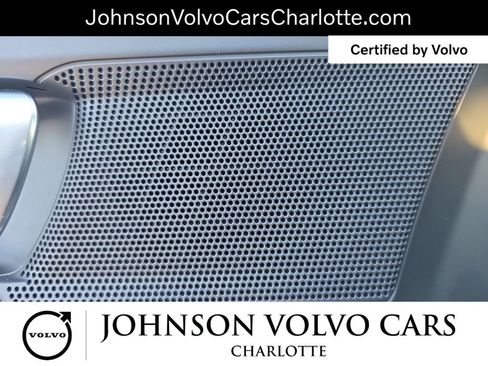 Certified 2023 Volvo XC40 B5 Plus w/ Driver Assist Package image 29