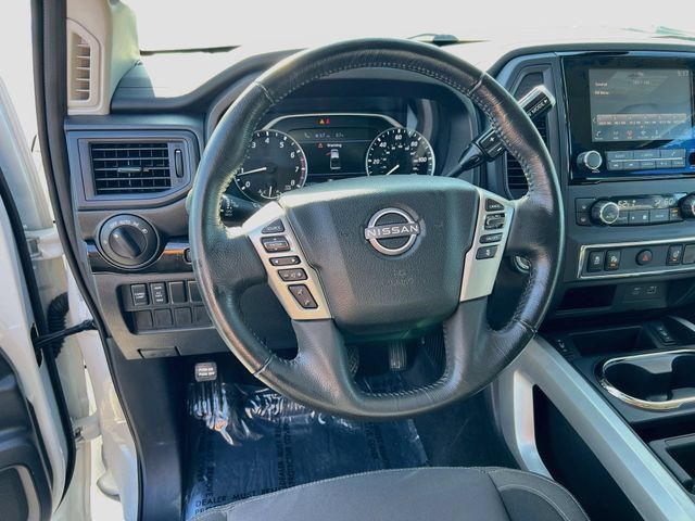 Used 2024 Nissan Titan SV w/ SV Convenience Package RWD image 8