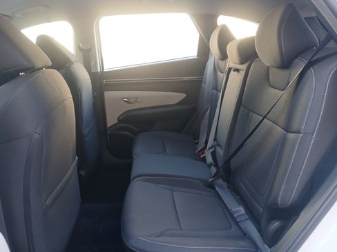 Certified 2023 Hyundai Tucson SE image 13