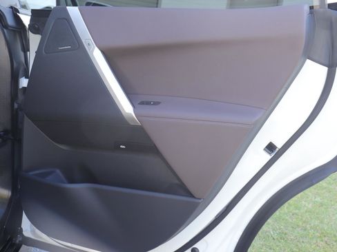 New 2026 BMW iX xDrive60 image 20