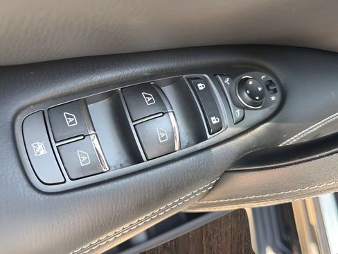 Used 2017 INFINITI QX80 4WD image 20