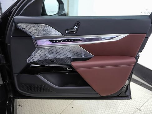 New 2026 BMW 740i xDrive AWD/4WD image 30
