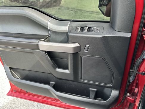 Used 2019 Ford F150 XLT w/ Equipment Group 302A Luxury AWD/4WD image 23