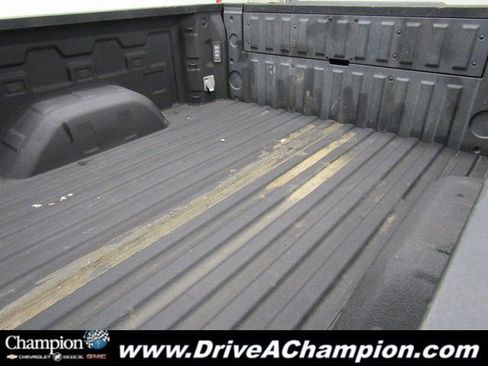 Used 2022 Chevrolet Silverado 1500 LT Trail Boss w/ LT Trail Boss Premium Package image 19