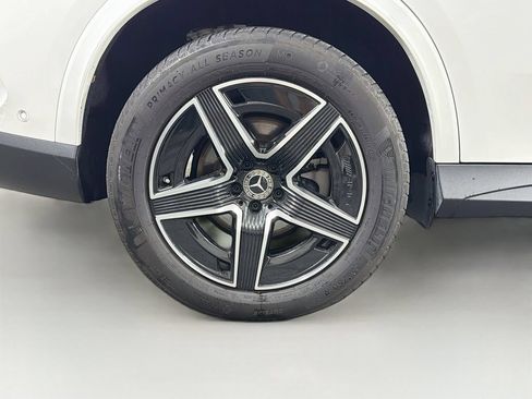 Used 2023 Mercedes-Benz GLC 300 4MATIC image 36