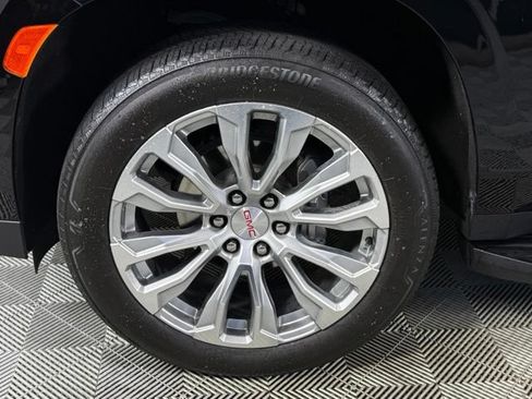 Used 2024 GMC Yukon Denali RWD image 9