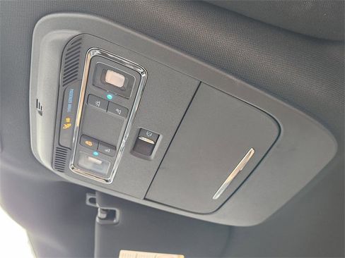 Used 2023 Ford F350 Lariat w/ Chrome Package image 25