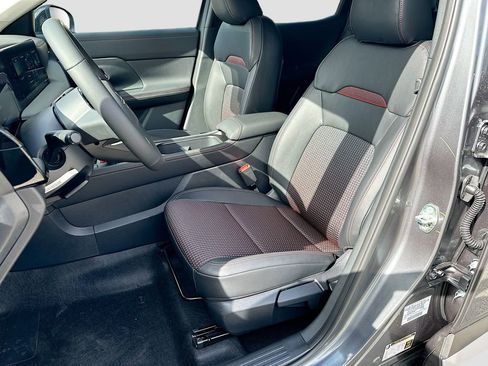 New 2026 Nissan Kicks SR image 20