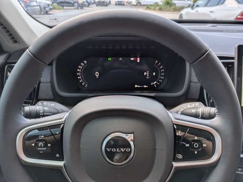 Certified 2026 Volvo XC90 B6 Plus w/ Protection Package Premier AWD/4WD image 40